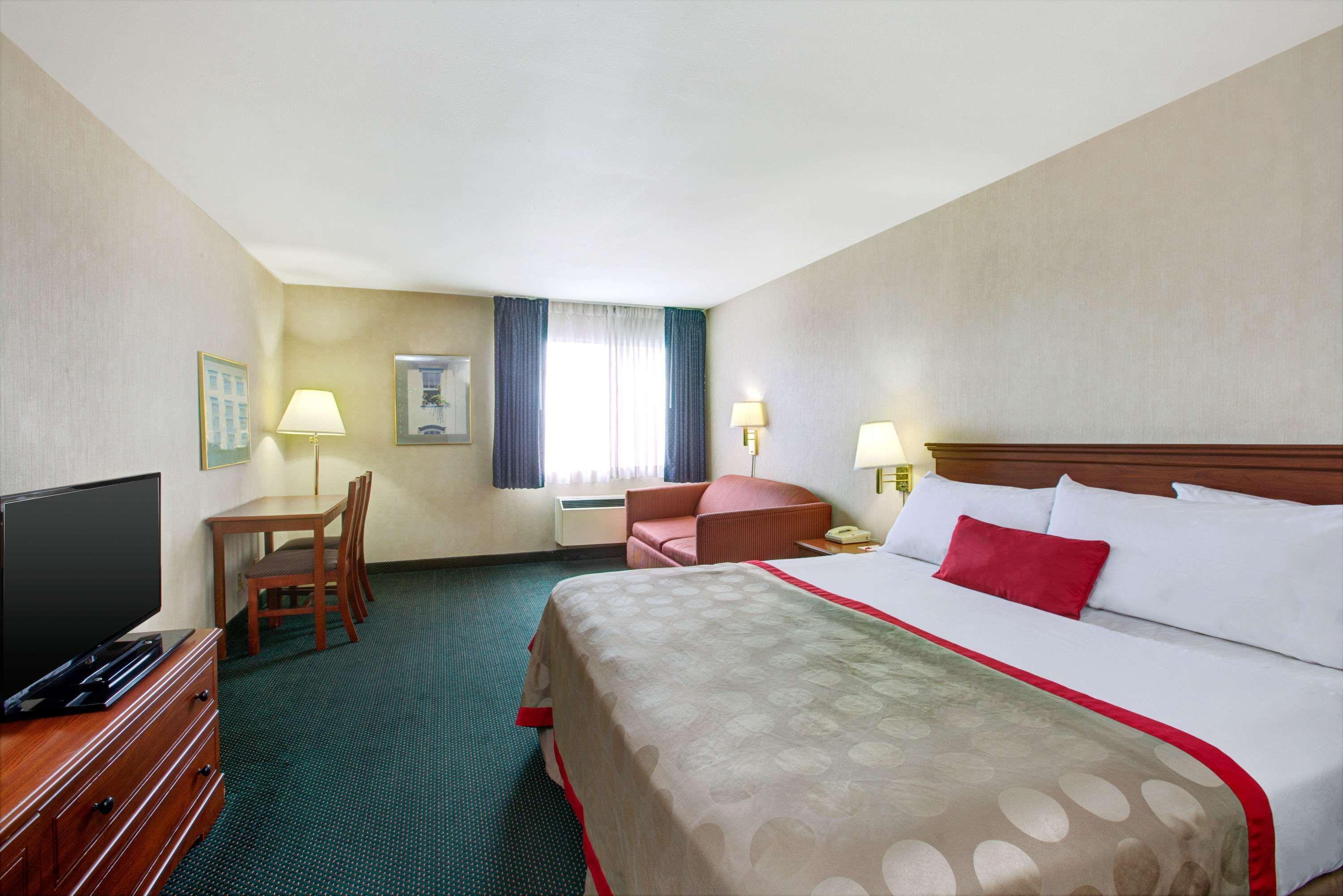 Hotel Ramada By Wyndham Hawthorne/Lax Exterior foto