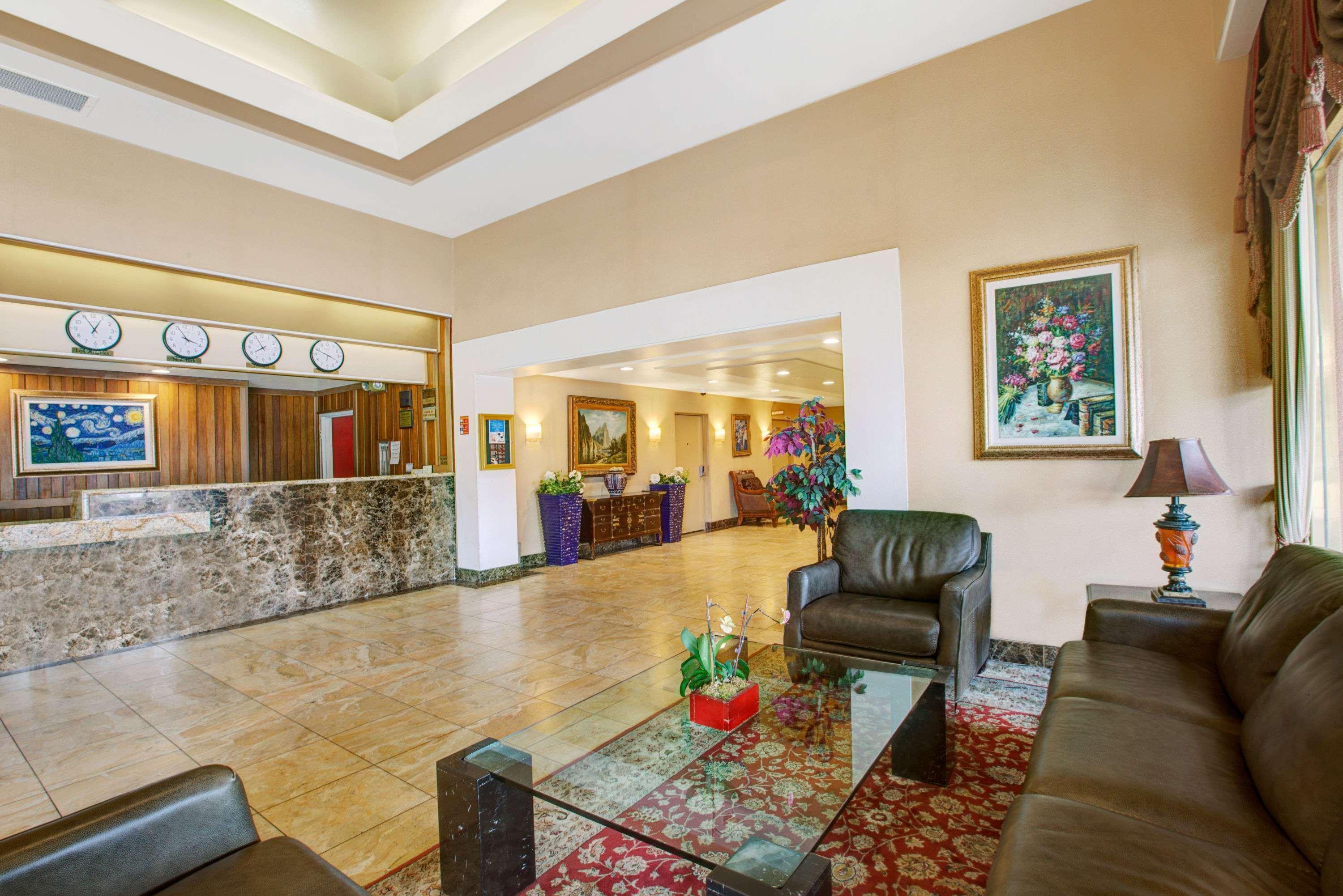 Hotel Ramada By Wyndham Hawthorne/Lax Exterior foto