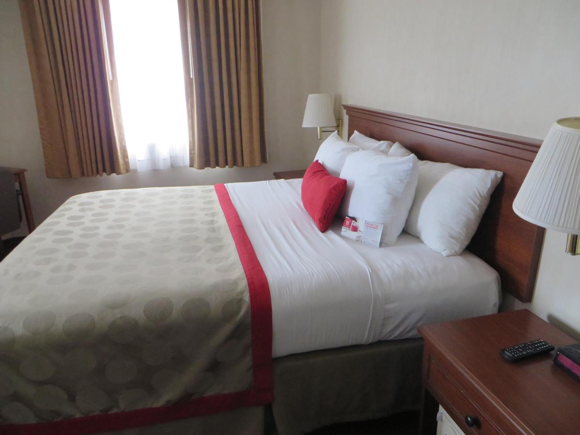 Hotel Ramada By Wyndham Hawthorne/Lax Zimmer foto